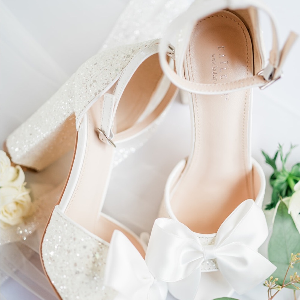 Kailee P Lauren Glitter Block Wedding Heels with Bow — Size 8